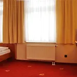 Goldener Fasan בית הארחה