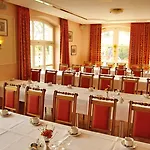 Goldener Fasan בית הארחה 3*