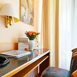 Goldener Fasan בית הארחה