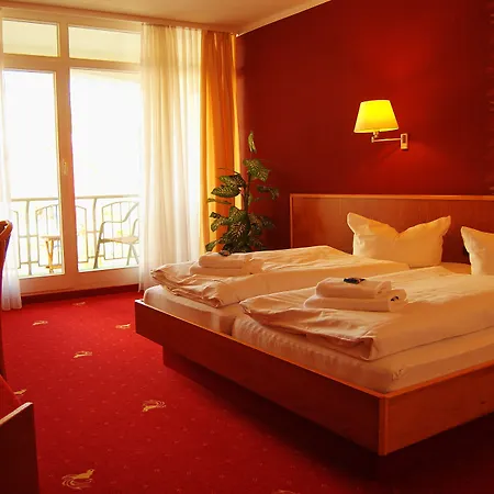 Hotel Goldener Fasan 3*